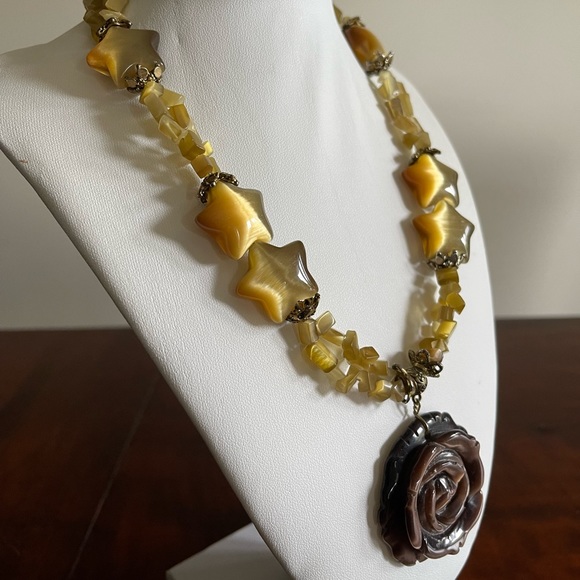 Cat eye glass beads choker stars flower brass toggle clasp yellow brown - Picture 5 of 5